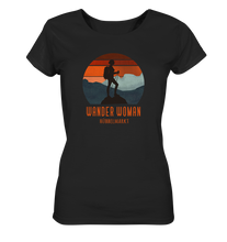 Laden Sie das Bild in den Galerie-Viewer, Wander Woman - Ladies Organic Shirt